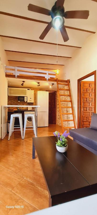 Magnifico Apartamento Tipo Duplex En Triana Sevilla Exterior foto